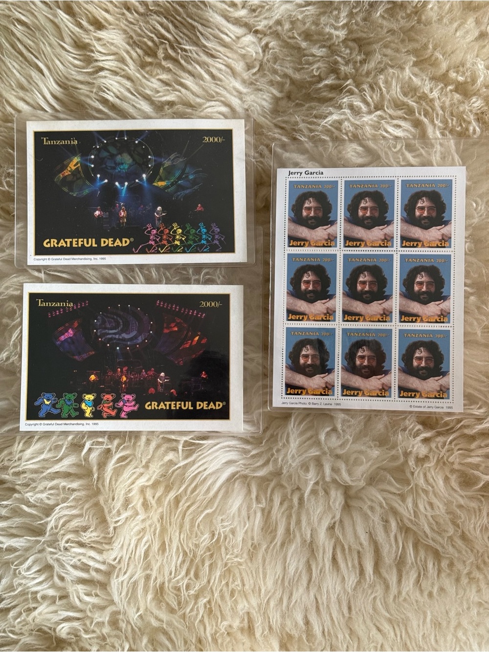 VINTAGE 1995 Grateful Dead Jerry Garcia souvenir postal sheet Tanzania w CAO